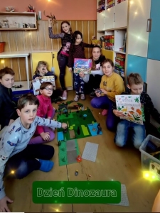 Dzień Dinozaura w świetlicy szkolnej